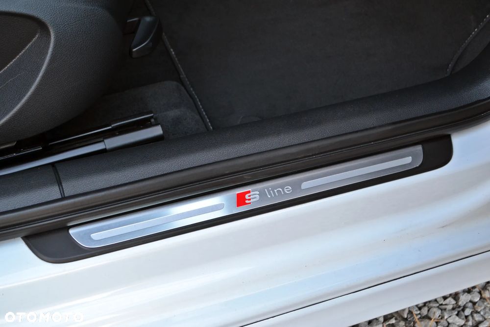 Audi A3 Sportback 2.0 TDI quattro S line Sportpaket - 29