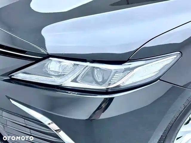 Toyota Camry Business Edition - 7