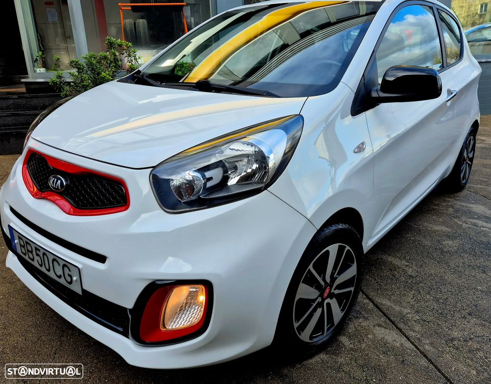 Kia Picanto 1.0 Fifa World Cup Edition - 17