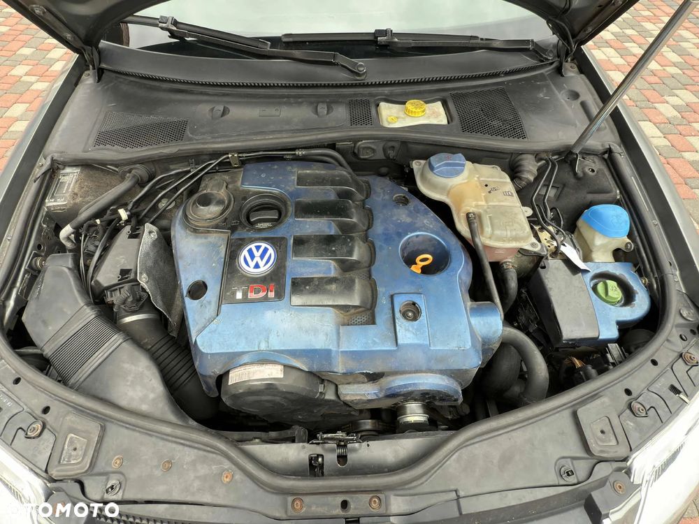 Volkswagen Passat 1.9 TDI Basis - 9