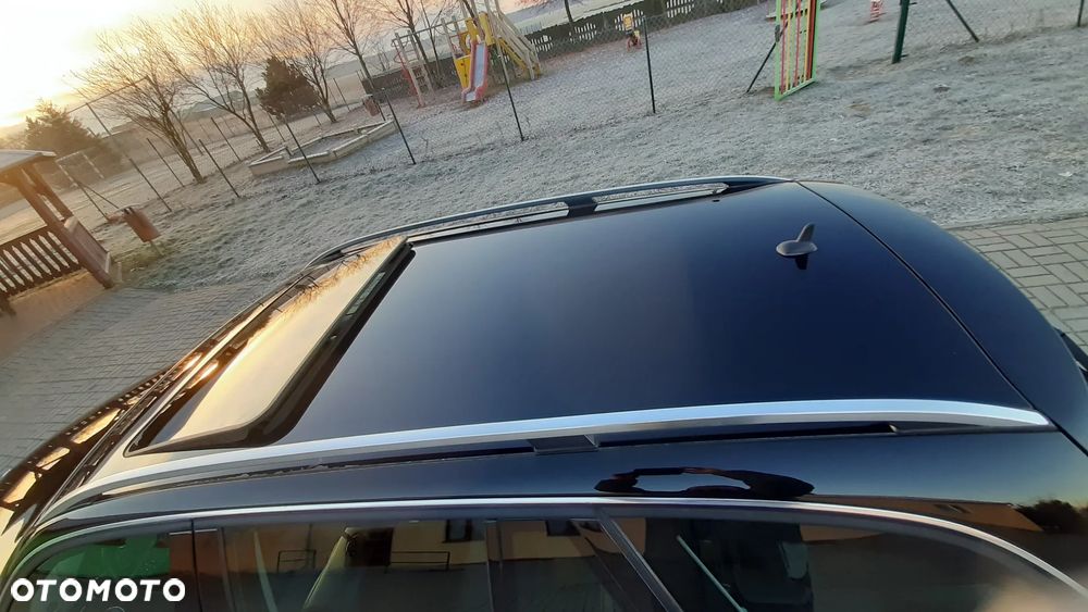 Mercedes-Benz Klasa C 180 CGI Automatik BlueEFFICIENCY Avantgarde - 18