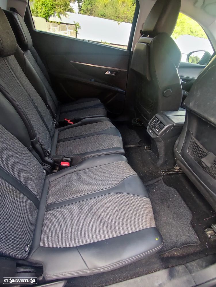 Peugeot 5008 1.5 BlueHDi Allure Pack EAT8 - 12