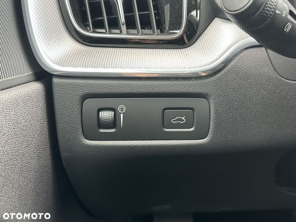 Volvo XC 60 - 32