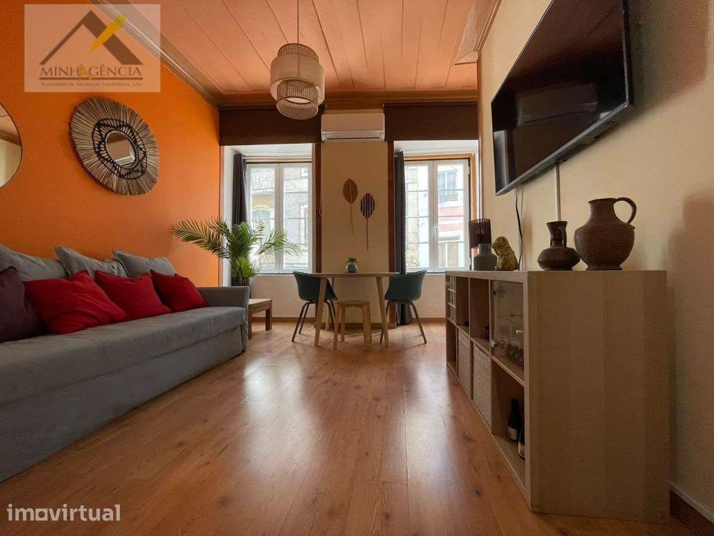 Apartamento T1 junto à Praça do Bocage em Setúbal - Grande imagem: 2/17