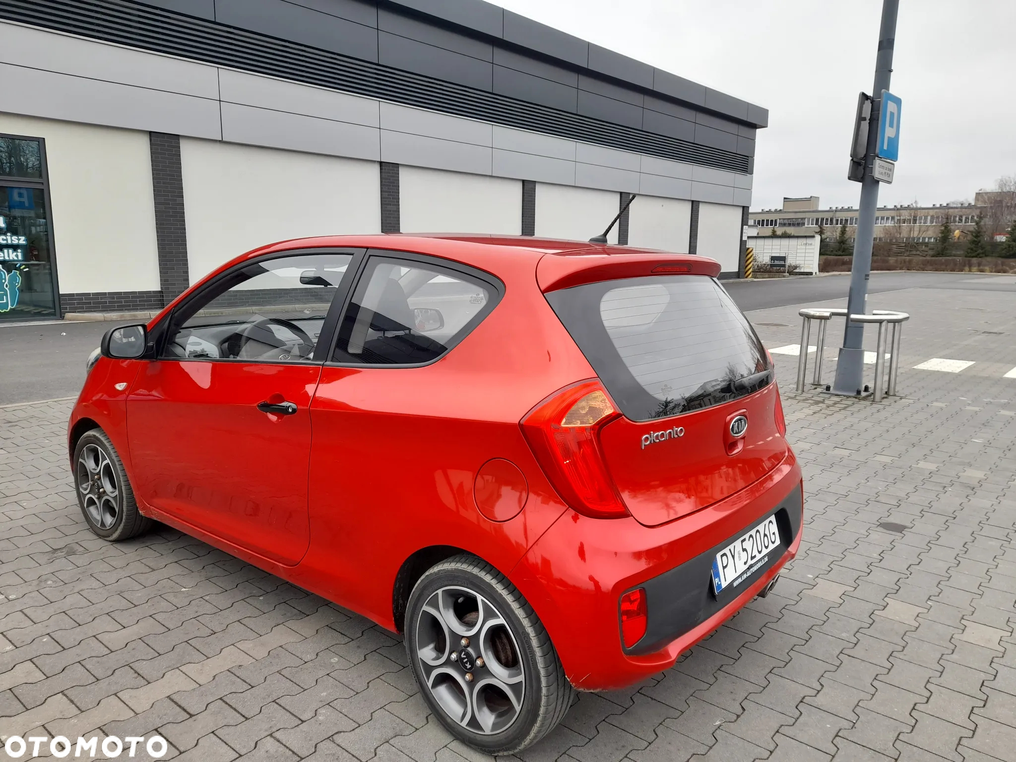 Kia Picanto - 5
