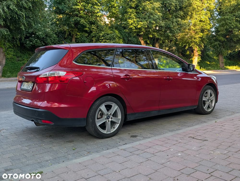 Ford Focus 1.6 EcoBoost Titanium - 4