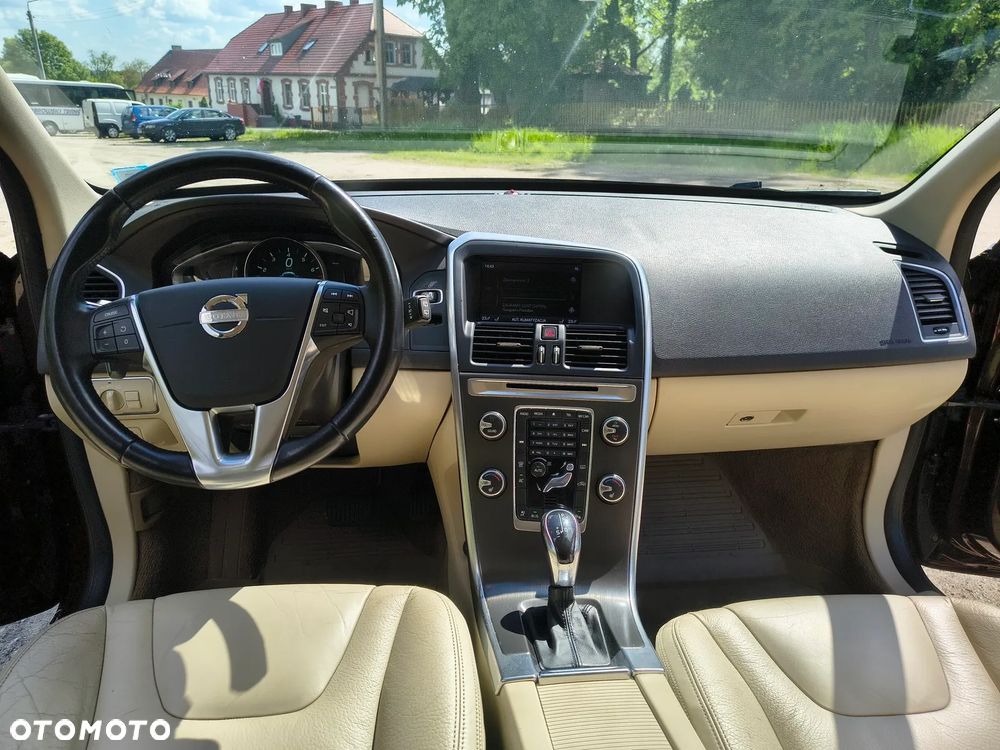 Volvo XC 60 T6 AWD Edition Pro - 14