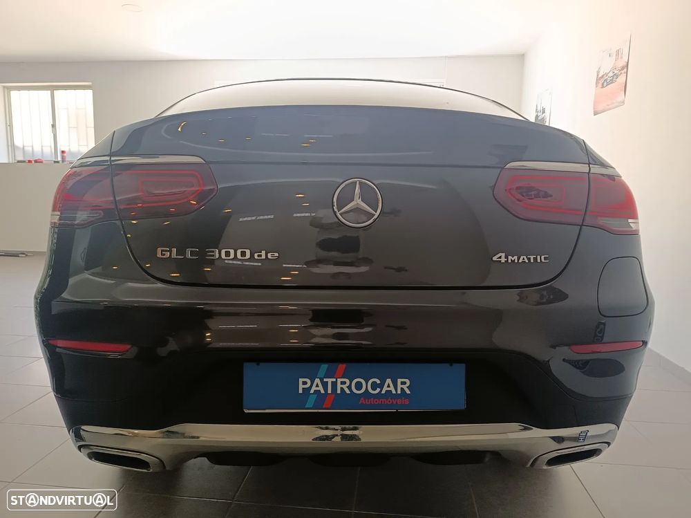 Mercedes-Benz GLC 300 de 4Matic 9G-TRONIC - 10