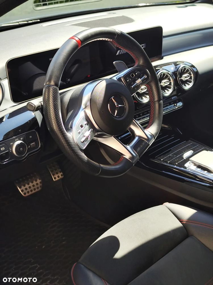 Mercedes-Benz Klasa A 35 AMG 4-Matic 7G-DCT - 11