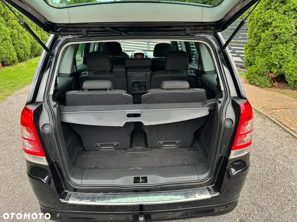 Opel Zafira 1.8 Design Edition - 15