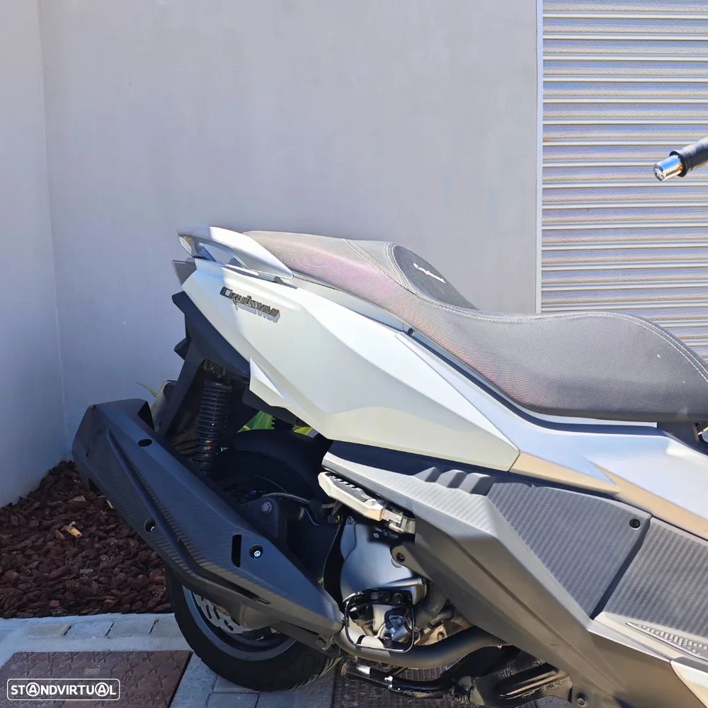Sym Cruisym 300 - 10