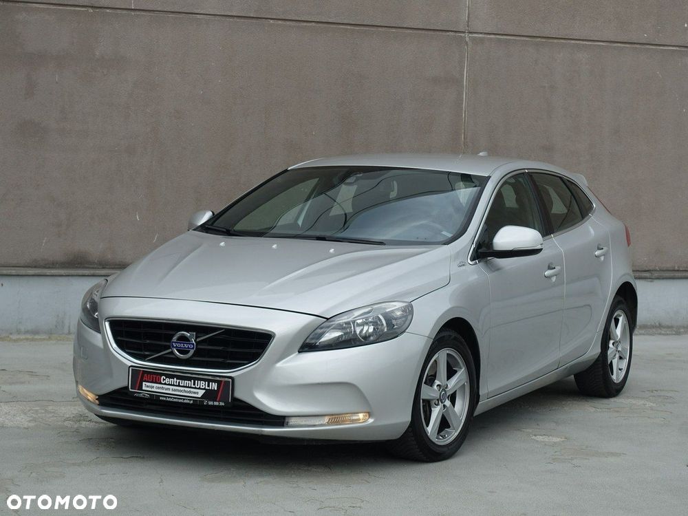 Volvo V40 D3 Geartronic Momentum - 6