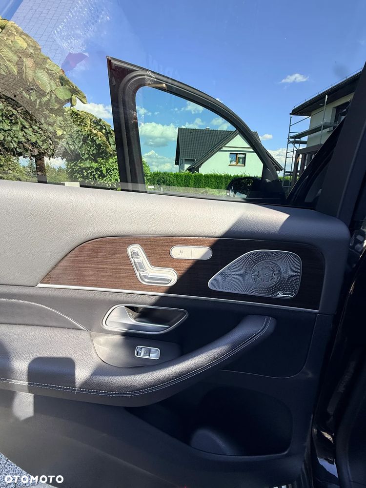 Mercedes-Benz GLS - 18