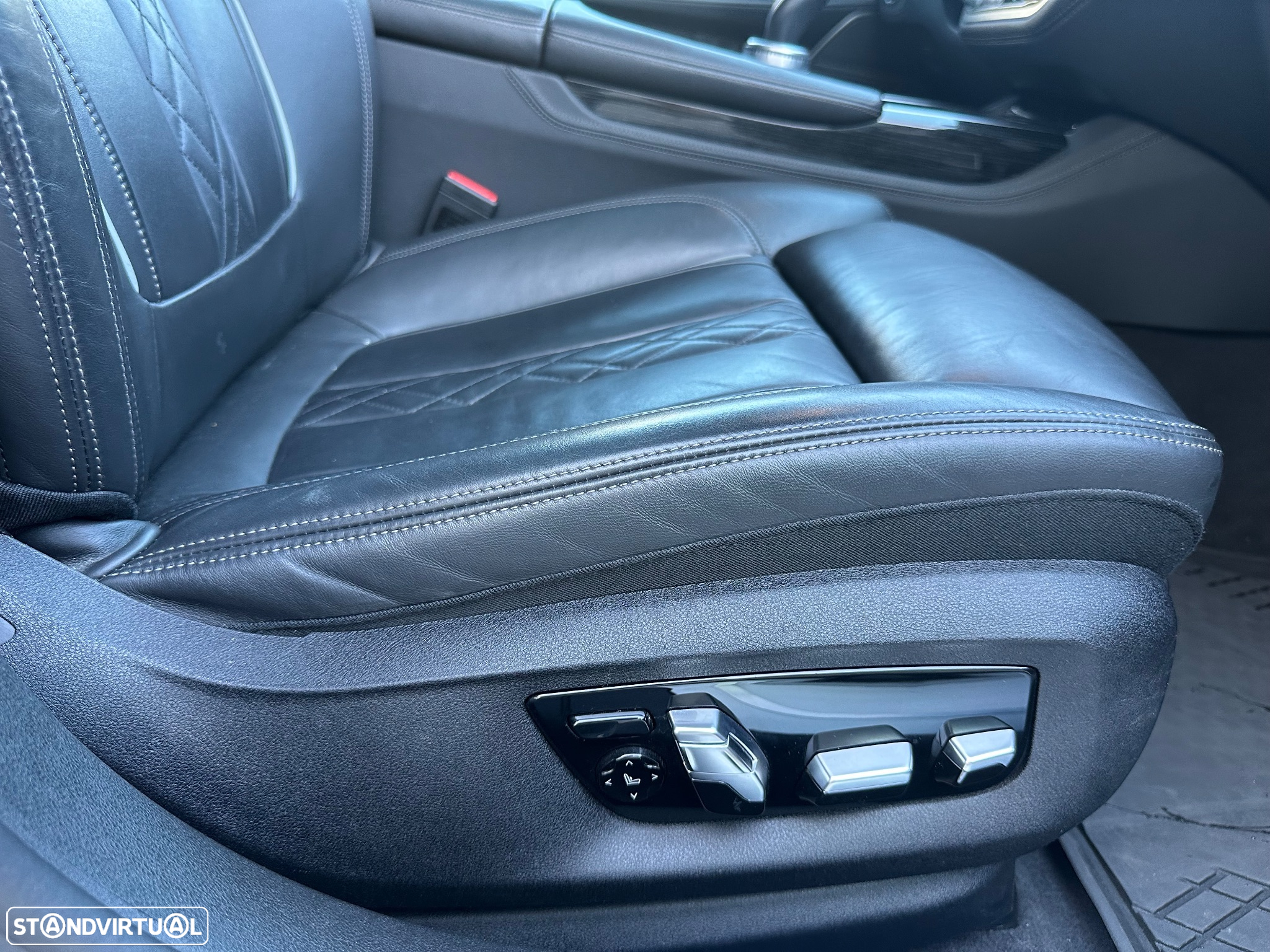 BMW 745 e iPerformance Pack M Auto - 42