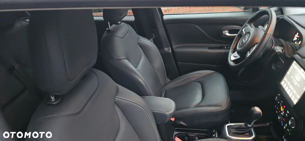 Jeep Renegade 1.5 GSE T4 48V e-Hybrid Automatik High Altitude - 28