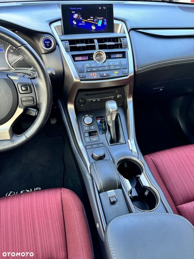 Lexus NX 300h Elite AWD - 16