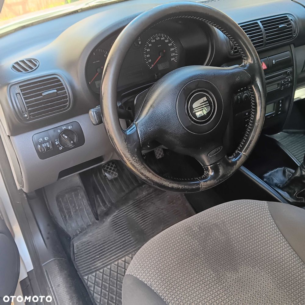 Seat Inny - 4