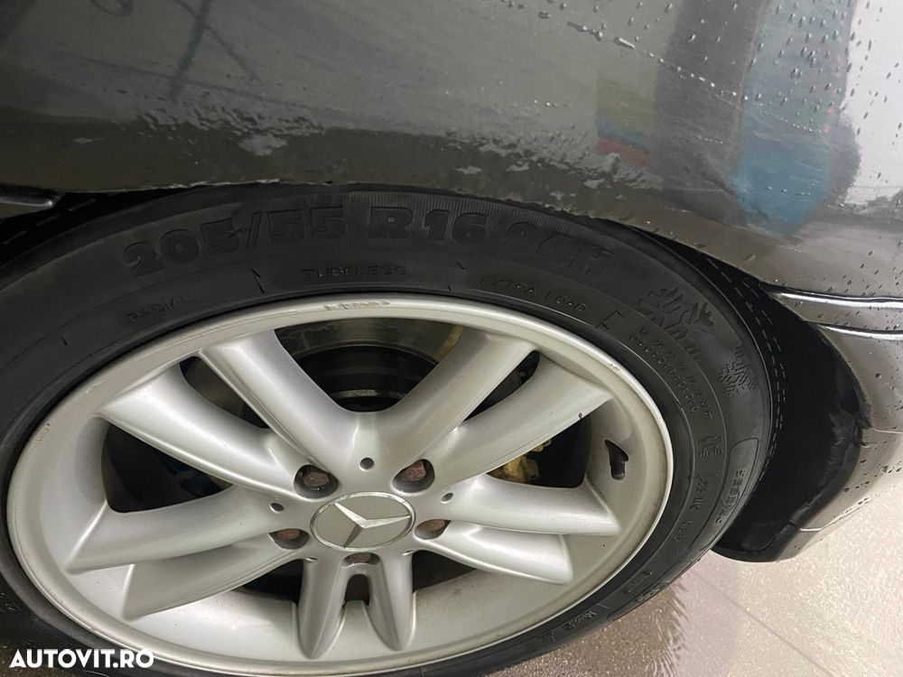 Mercedes-Benz 180 DB - 3