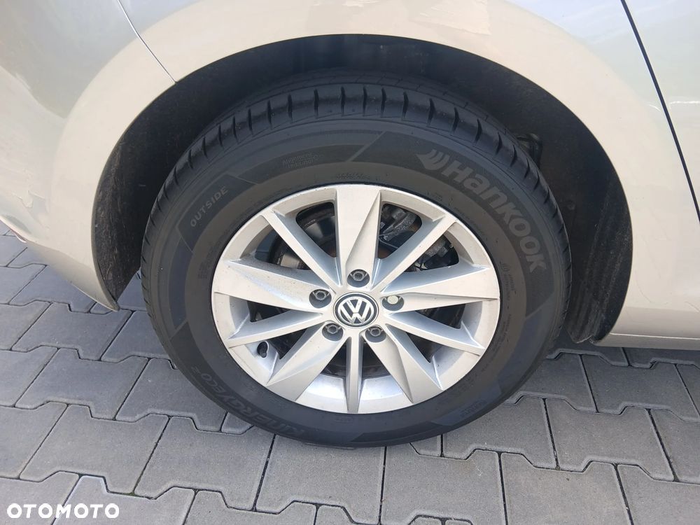 Volkswagen Golf 1.2 TSI BMT Comfortline - 8