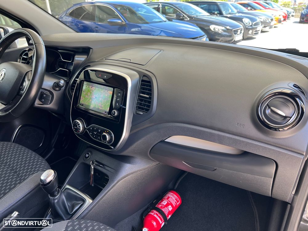 Renault Captur 0.9 TCE Exclusive - 17