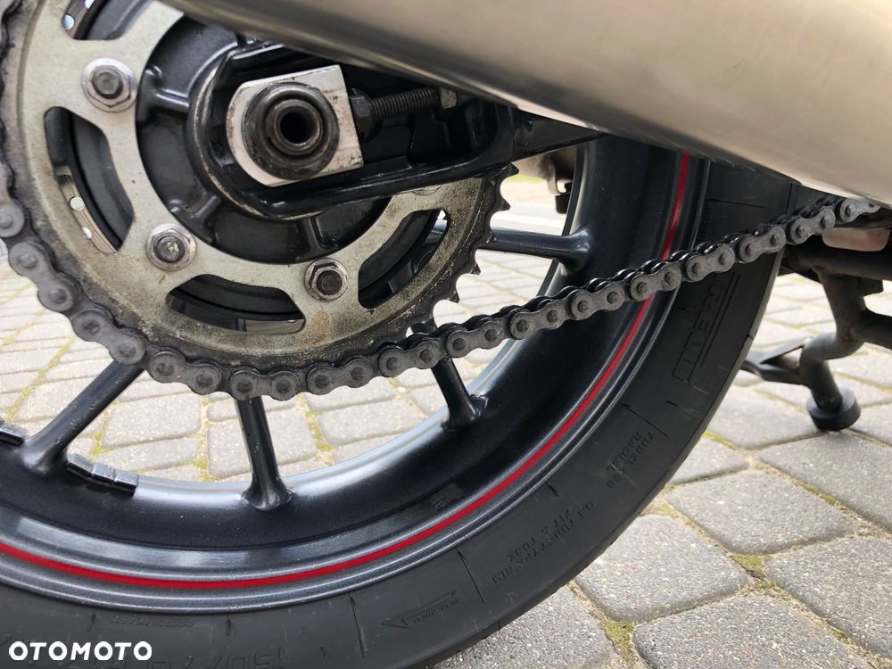 Triumph Street Twin - 22