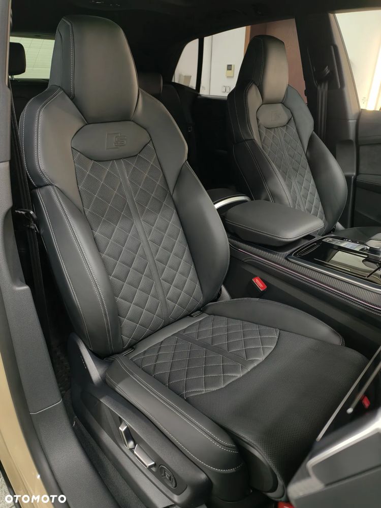 Audi SQ8 - 10