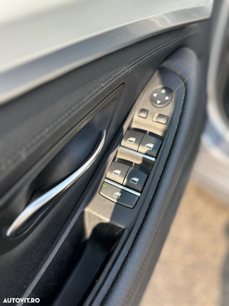 BMW Seria 5 530d xDrive Aut. Luxury Line - 23