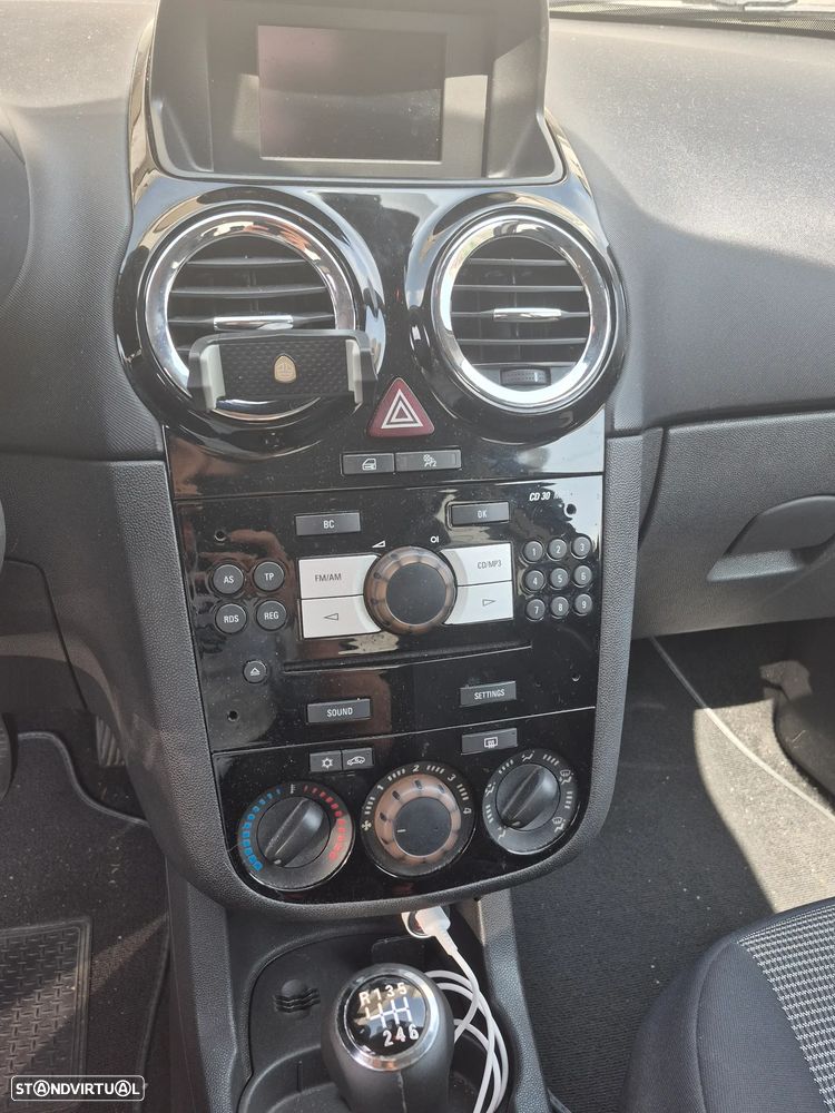 Opel Corsa - 7