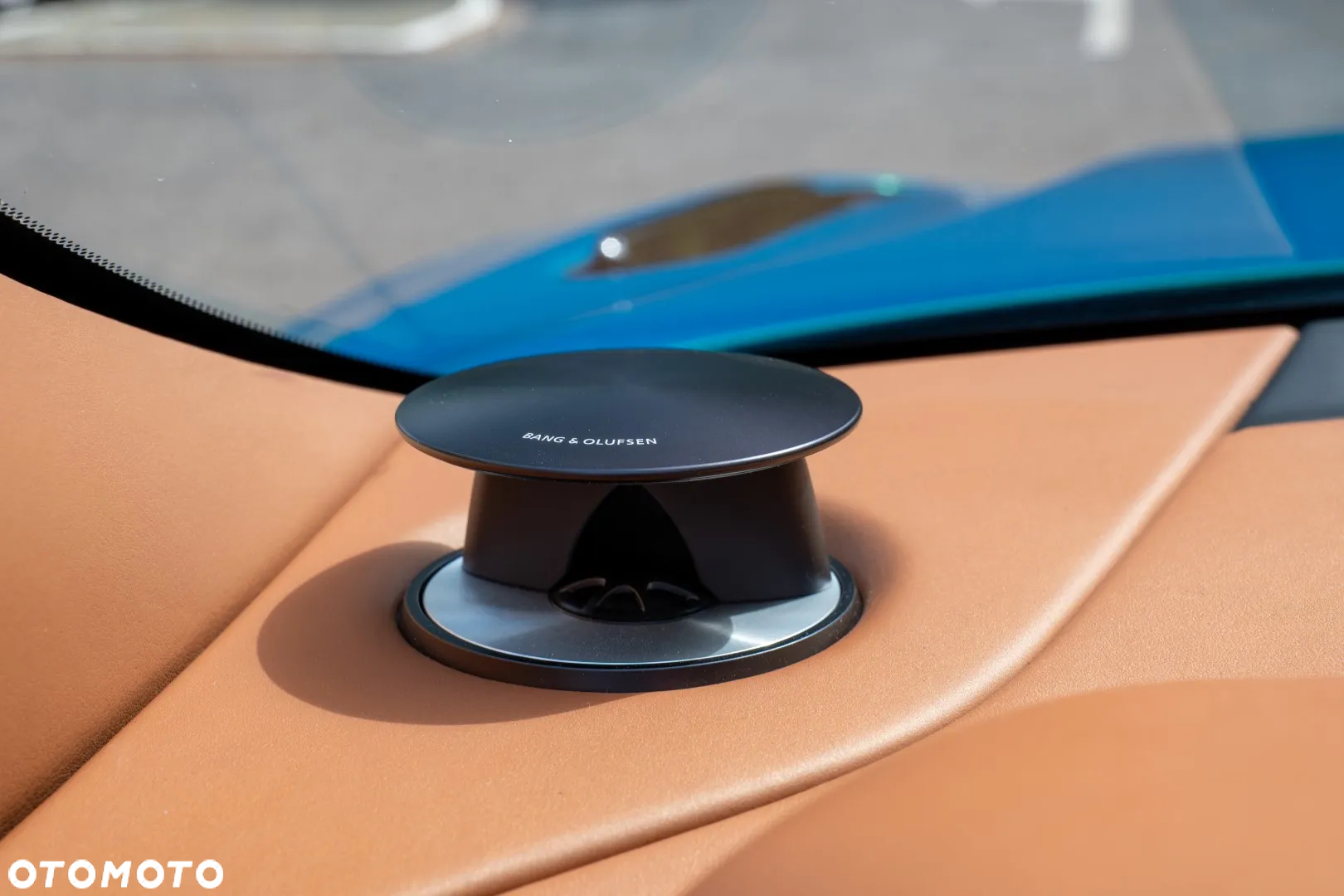 Aston Martin DB11 Standard - 24