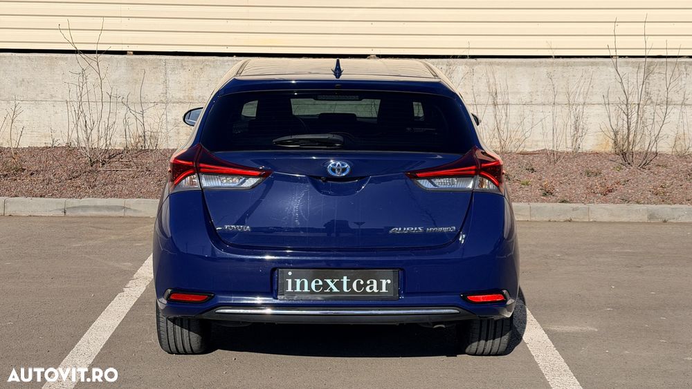 Toyota Auris 1.8 L VVT-i HSD Luna - 6