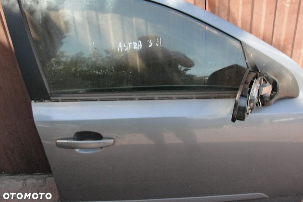 DRZWI PRAWY PRZÓD OPEL ASTRA H III - 3