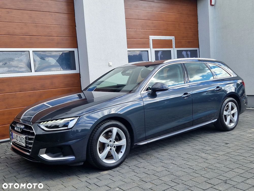 Audi A4 Avant - 10