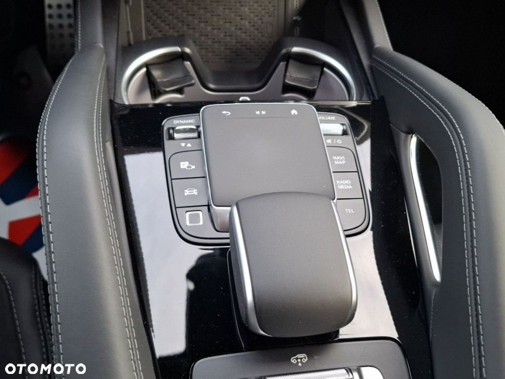 Mercedes-Benz GLE - 31