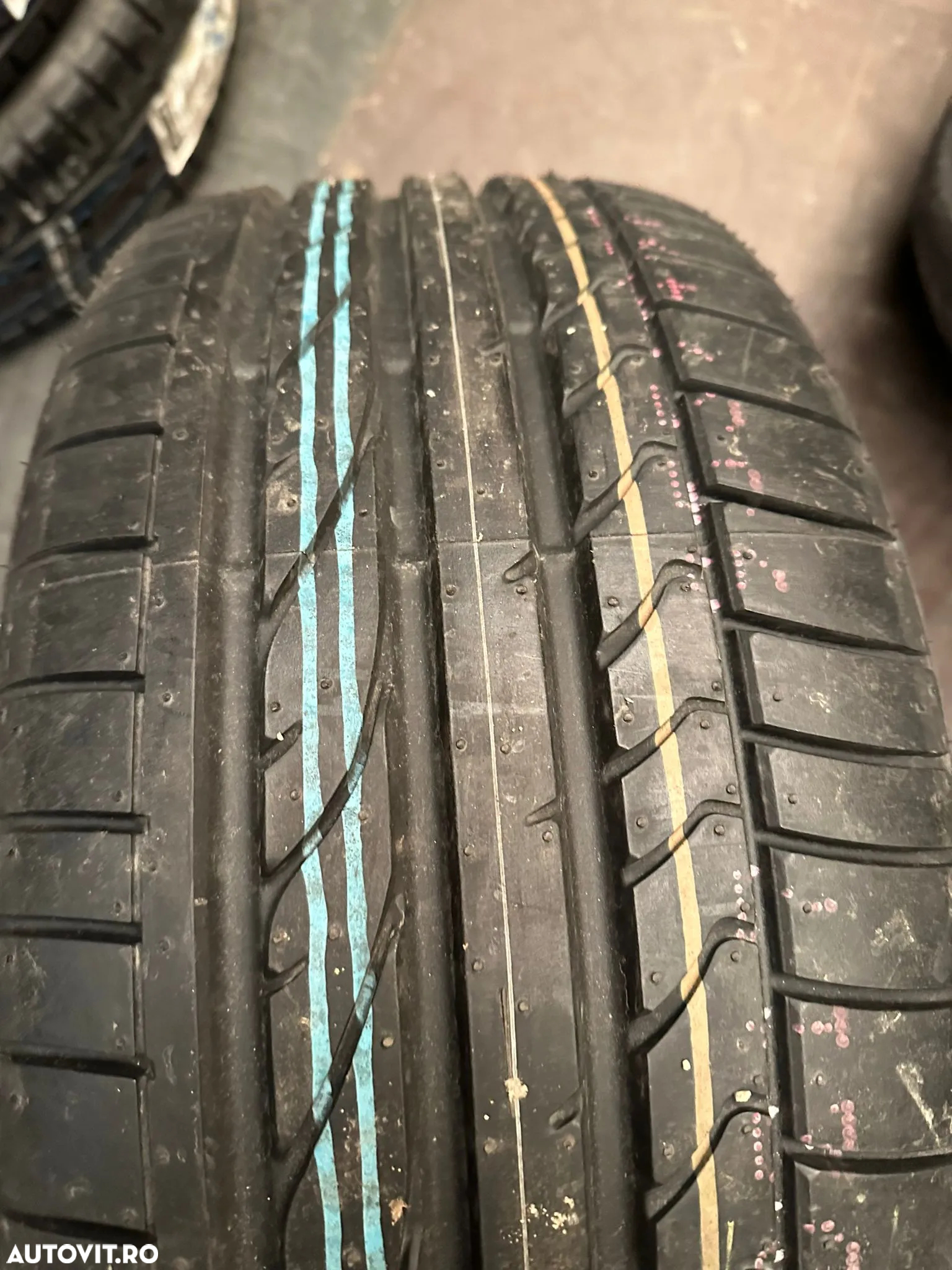 Anvelope de vara Bridgestone 245/45 R17 95y RE050 RFT - 2