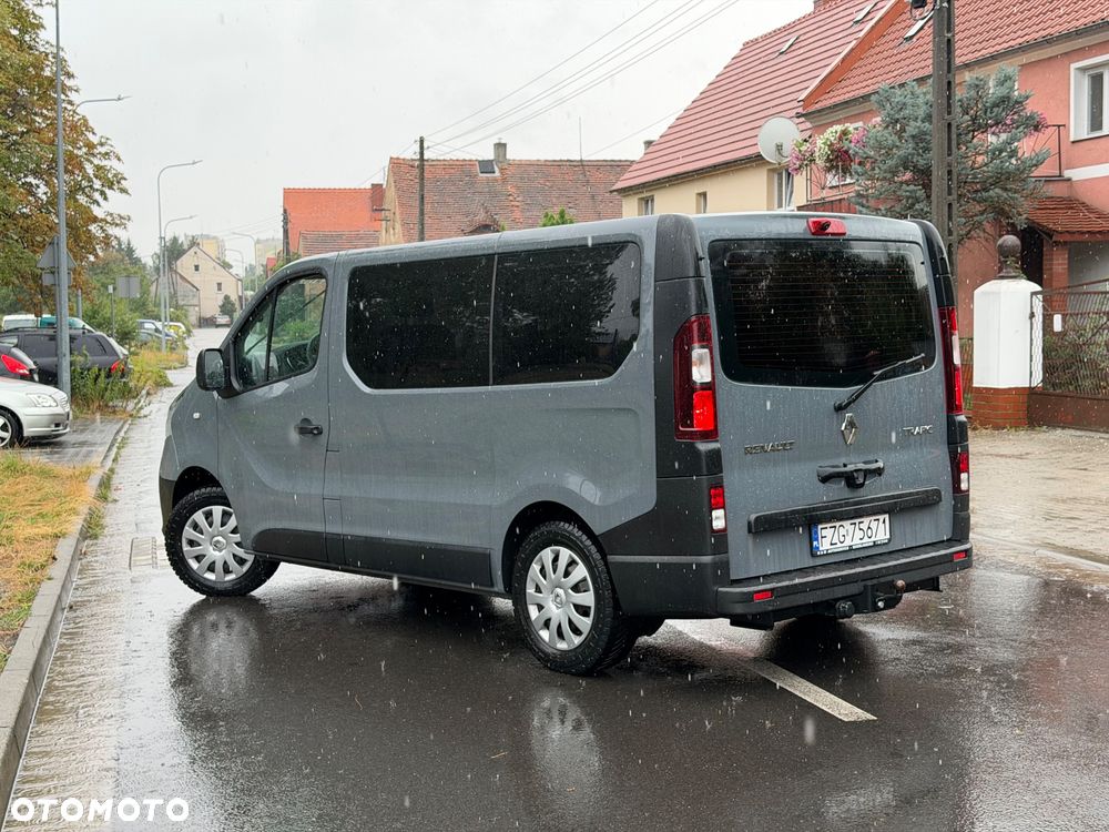 Renault Trafic 2.0 dCi EDC - 5