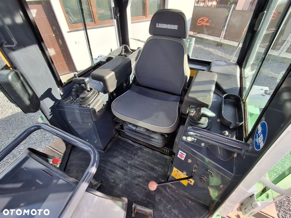 Liebherr Liebherr PR714 LGP Spychacz Buldożer 2007 Rok Bardzo Dobry Stan Niemcy Klimatyzacja - 19