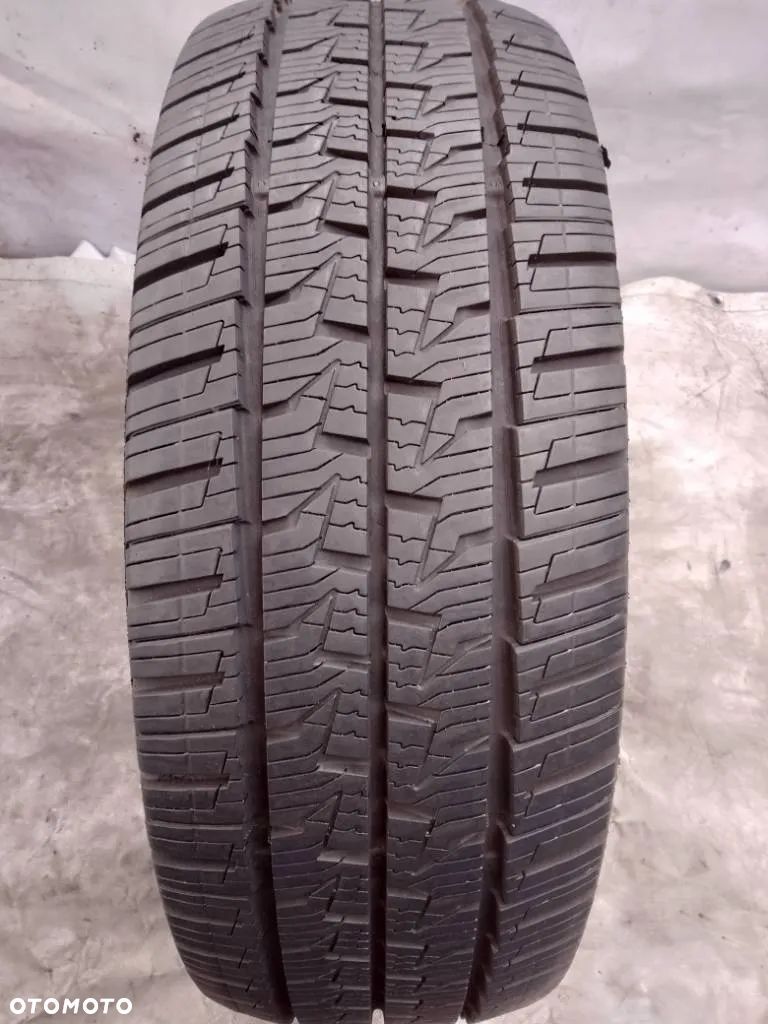 Continental VanContact 4Seasns 215/70 R15C 109/107R 2021 8-8.5mm - 1