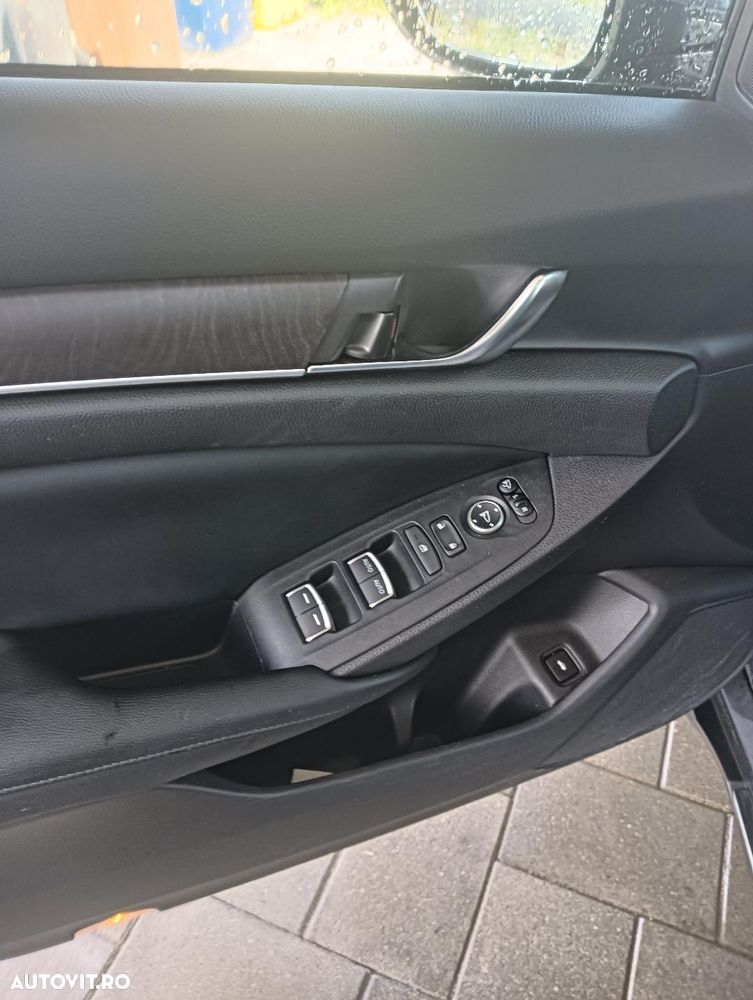 Honda Accord - 12