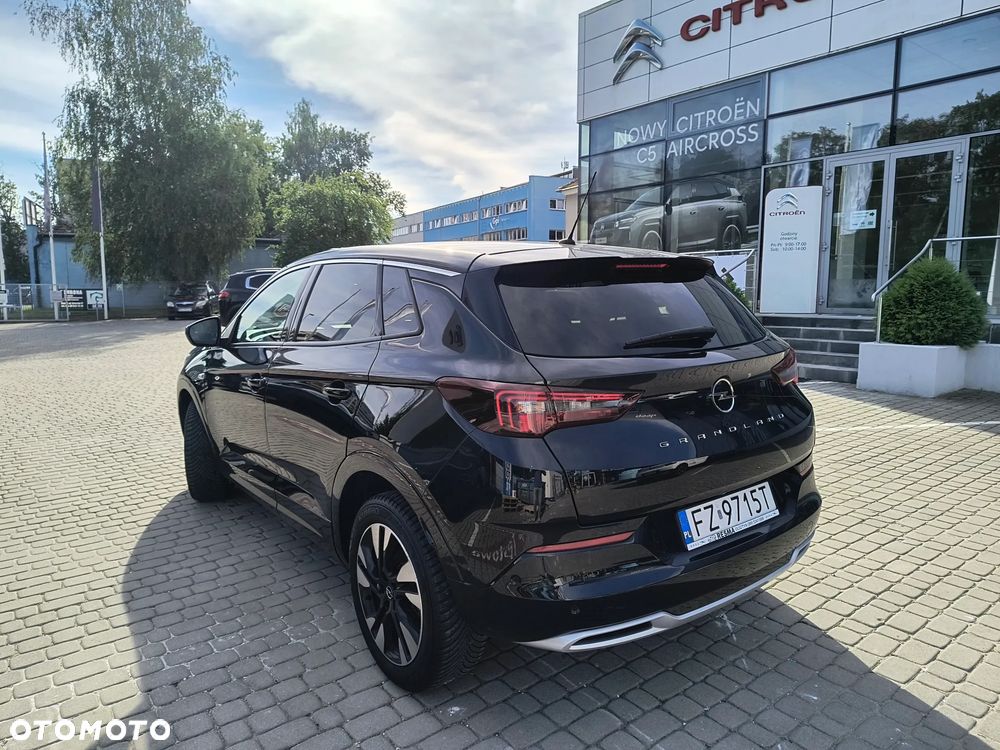 Opel Grandland 1.2 T Business Elegance S&S - 4