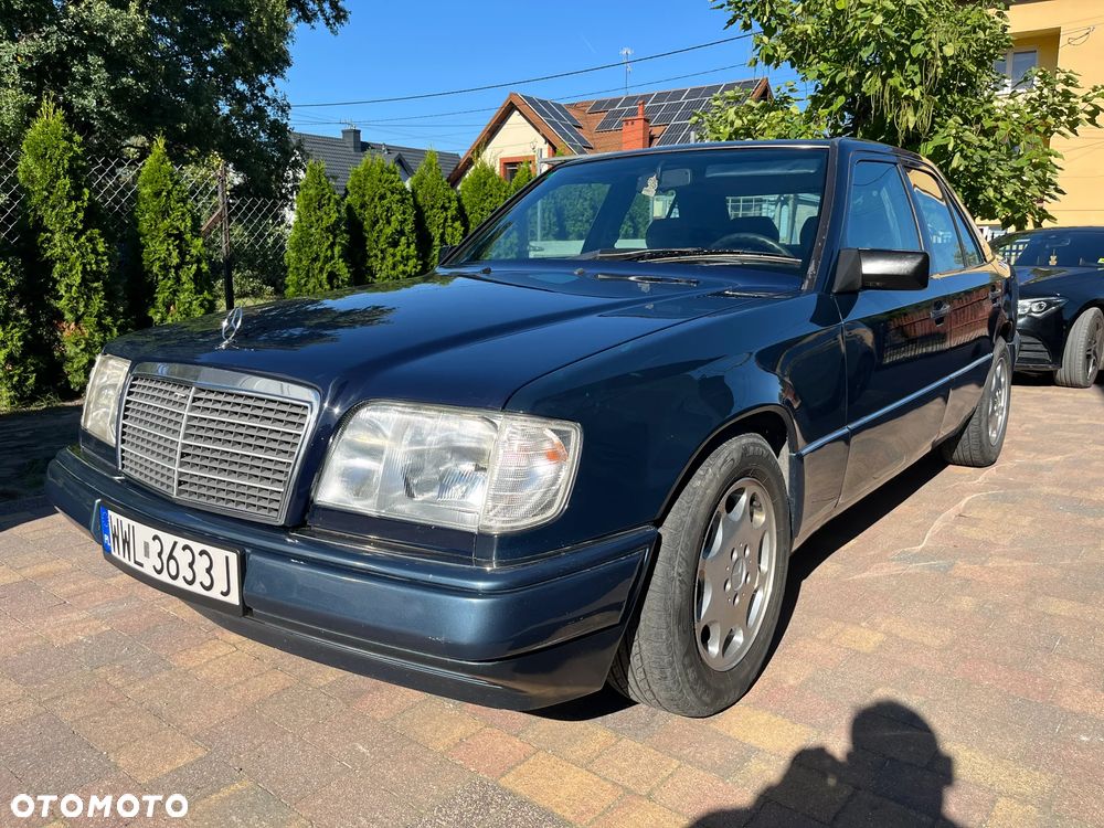 Mercedes-Benz Klasa E 300 D - 1