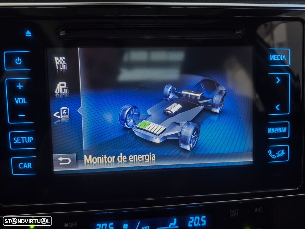 Toyota Auris Touring Sports 1.8 HSD Sport+Skyview +Navi - 21