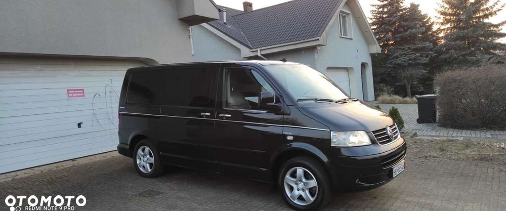 Volkswagen Multivan - 17