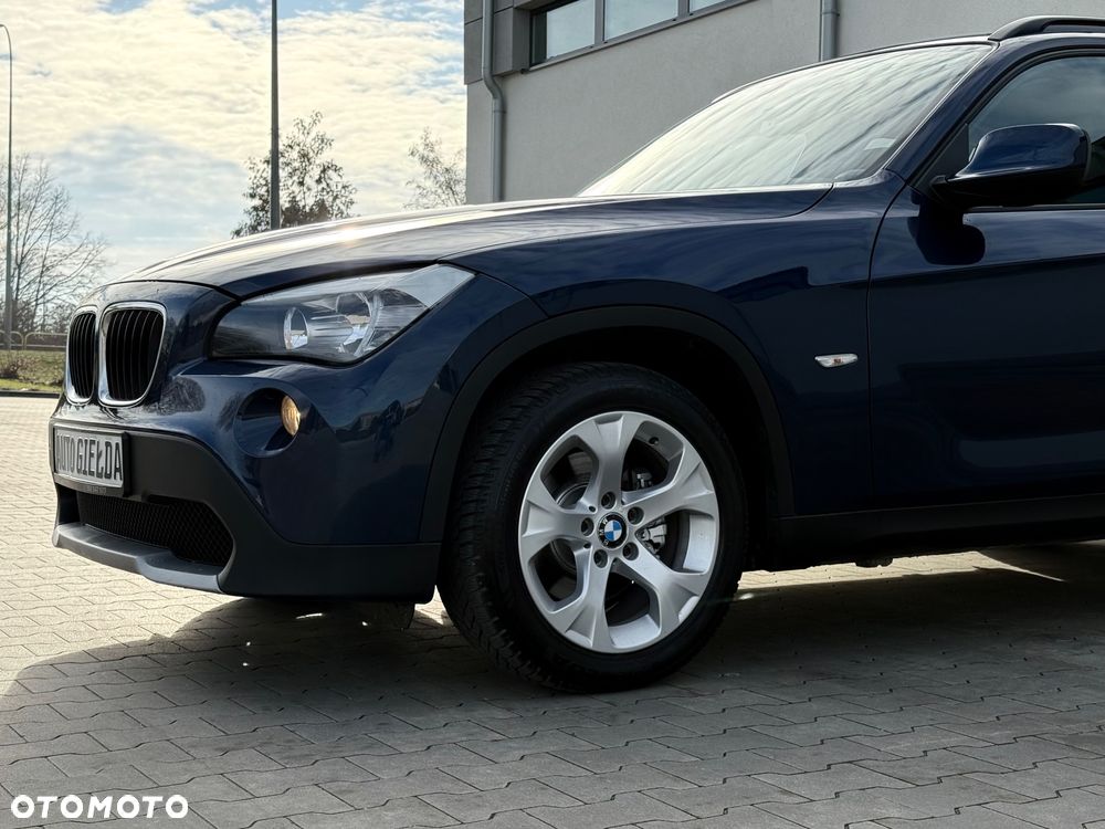 BMW X1 sDrive18i - 28