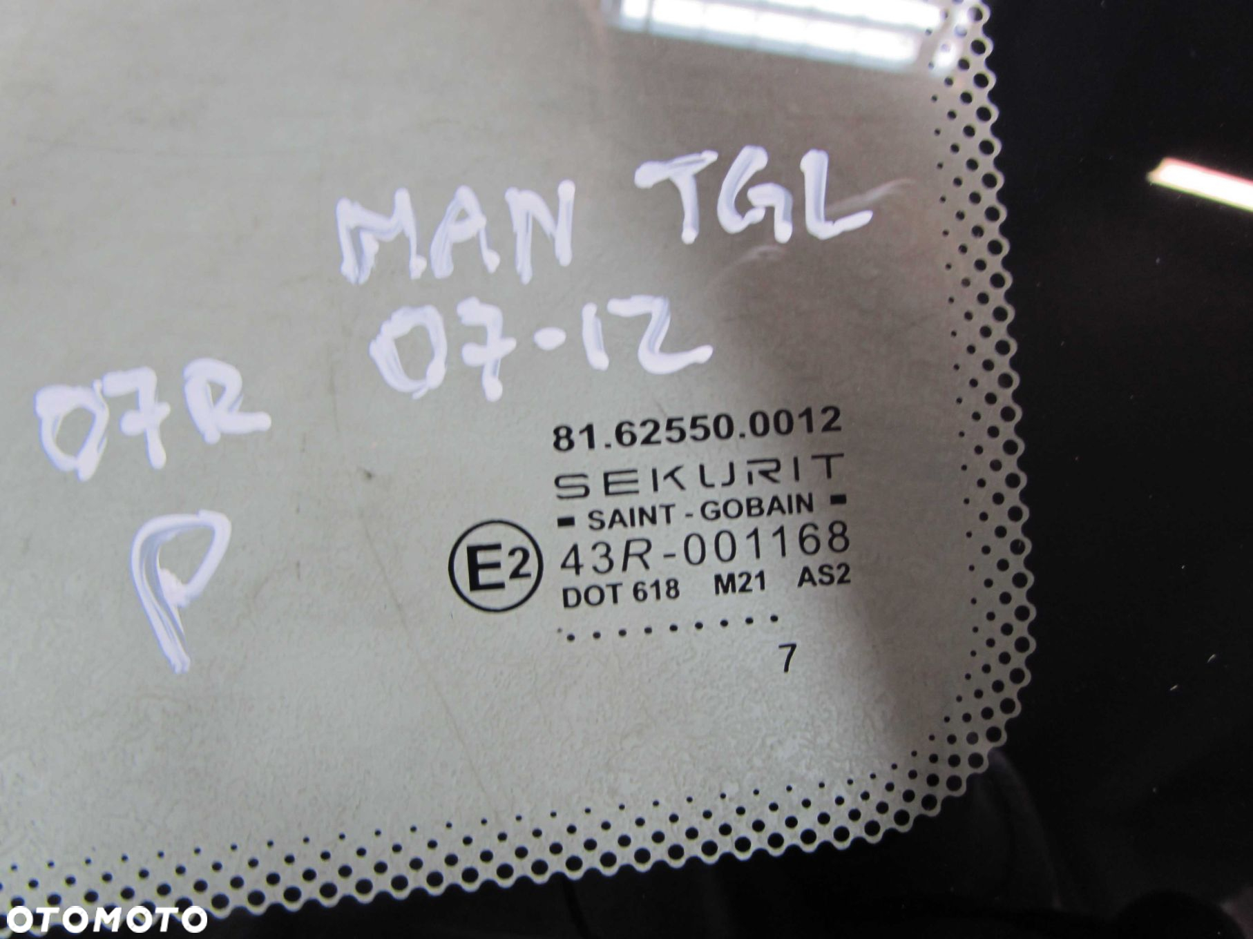 MAN TGL TGM TGA 8-180 07-12 SZYBA BOCZNA KAROSERYJNA PRAWA 07R - 5