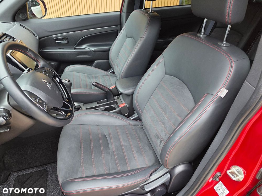 Mitsubishi ASX - 13