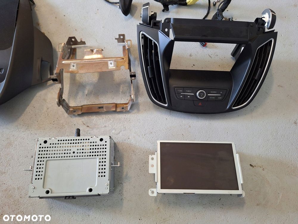 nawigacja radio wyświetlacz panel ford c-max mk2 lift - 2