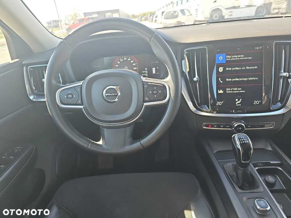 Volvo V60 D4 Momentum - 11