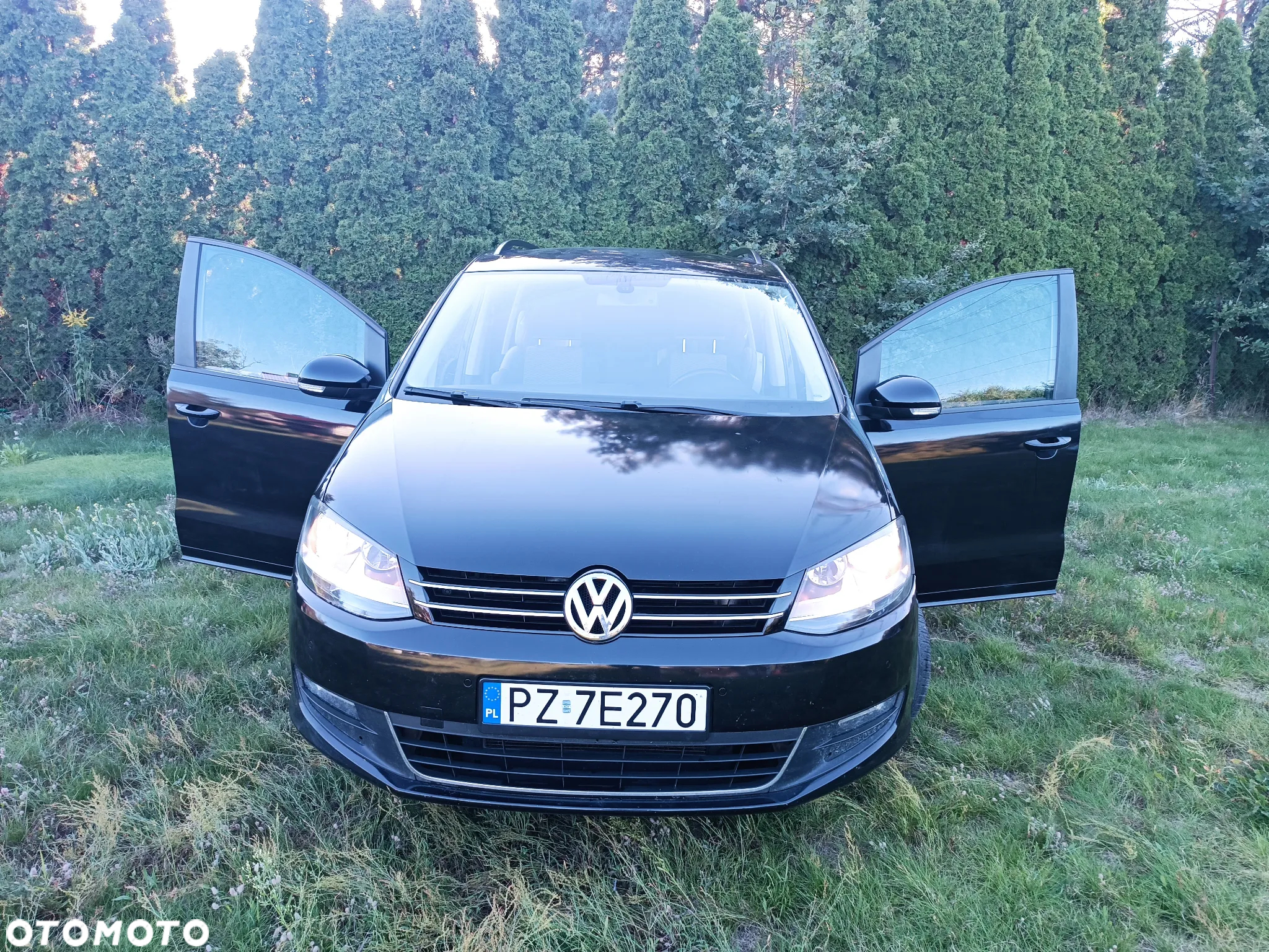 Volkswagen Sharan 2.0 TDI Comfortline DSG - 8