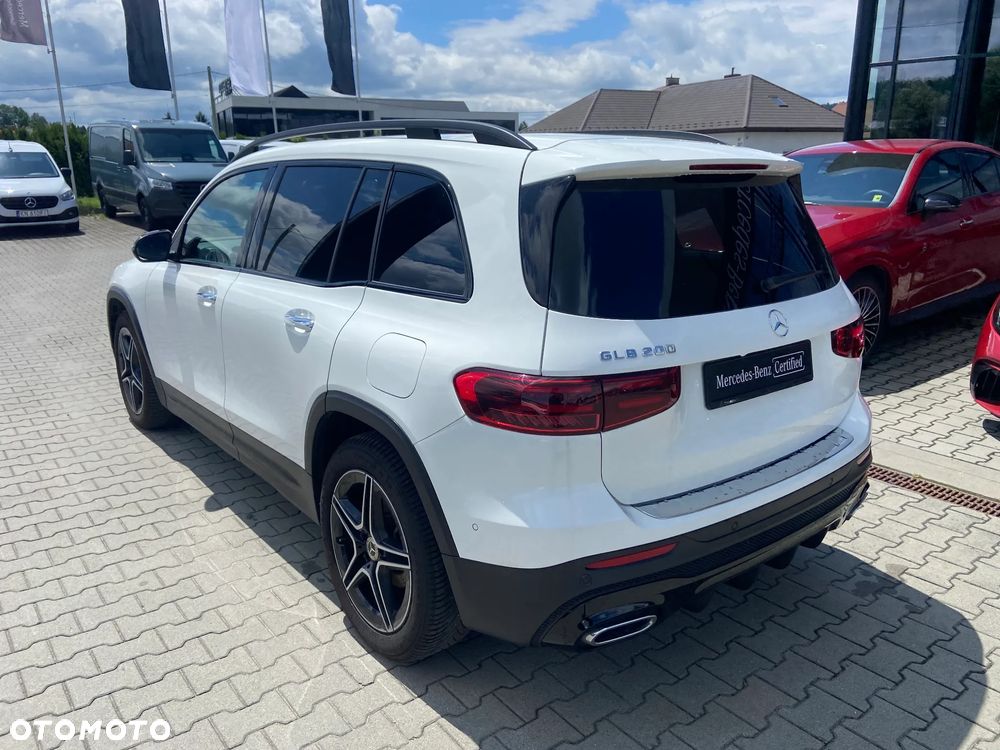 Mercedes-Benz GLB 200 AMG Line 7G-DCT - 4