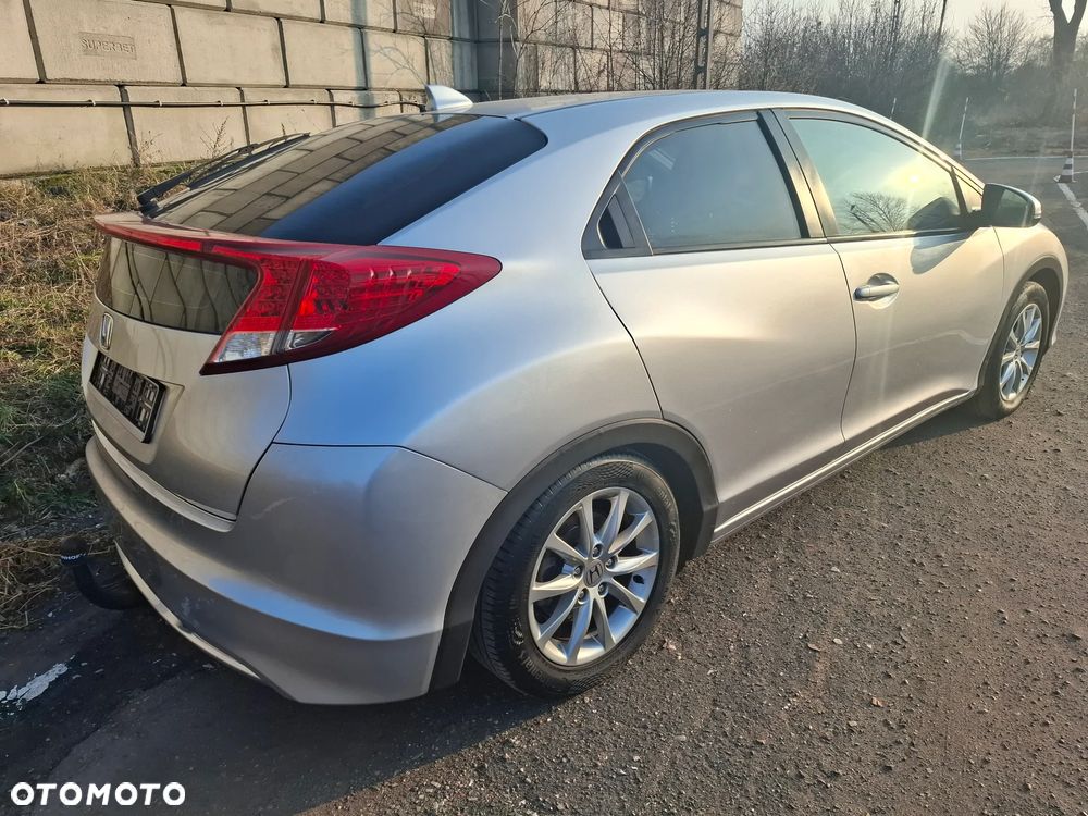 Honda Civic 1.4 i-VTEC Elegance - 4